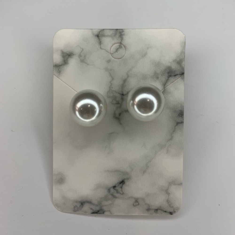 Pearl earrings